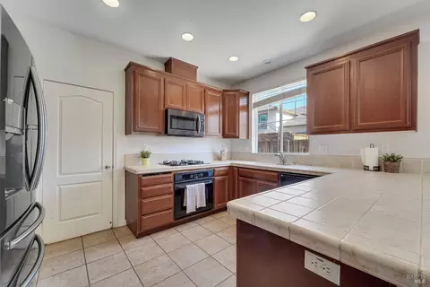 1517 Bailey Dr, Fairfield, CA 94533 photo 27