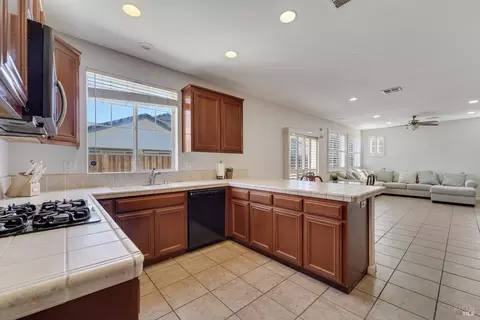 1517 Bailey Dr, Fairfield, CA 94533 photo 26