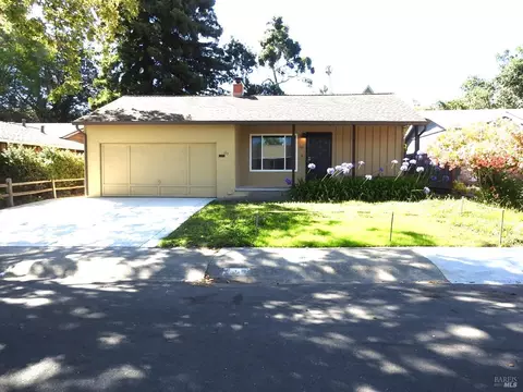 115 Saunders Dr, Vallejo, CA 94591 photo 2