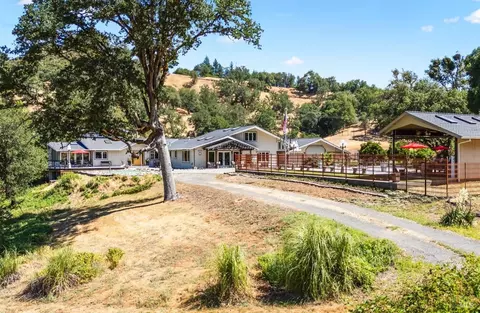 2401 Boonville Rd, Ukiah, CA 95482