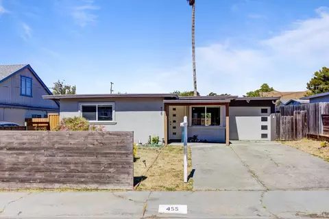 455 Montalvin Dr, San Pablo, CA 94806