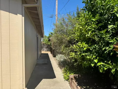 917 12 Washington St, Fairfield, CA 94533 photo 11