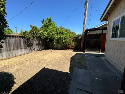 917 12 Washington St, Fairfield, CA 94533 photo 12