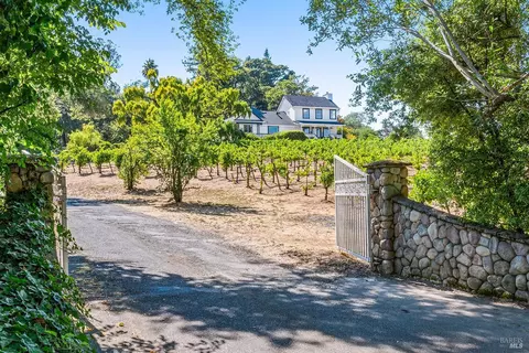 3710 Frei Rd, Sebastopol, CA 95472