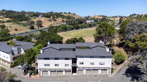 129 Lands End Ct, Vallejo, CA 94591