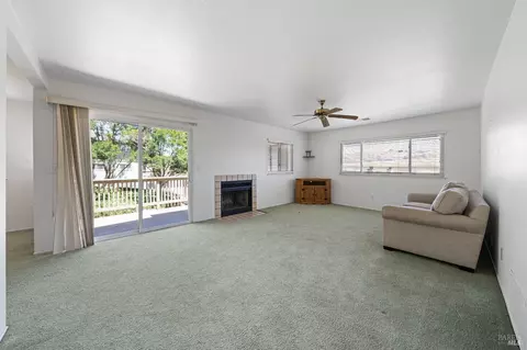 129 Lands End Ct, Vallejo, CA 94591 photo 7