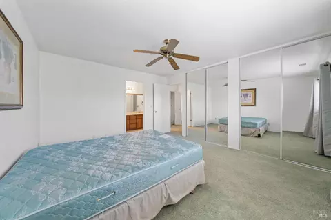 129 Lands End Ct, Vallejo, CA 94591 photo 23
