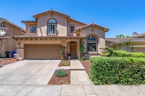 8 Firefly Ln, Napa, CA 94558