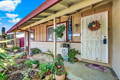 297 Cascade Dr, Vacaville, CA 95687 photo 9