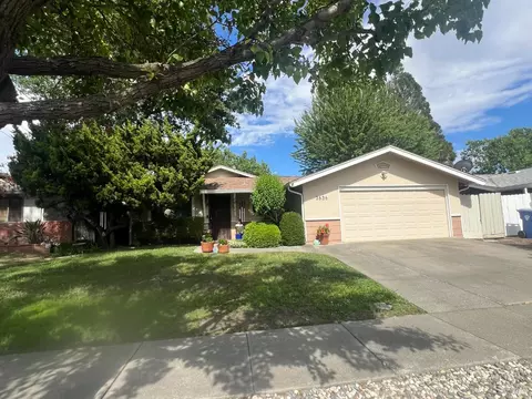 3636 Diablo St, Napa, CA 94558