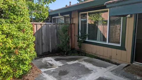 365 Lincoln Ave, Cotati, CA 94931 photo 2