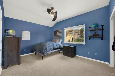 Bedroom - 2104 Fieldcrest Ave, Fairfield, CA 94534 photo 4 of 6