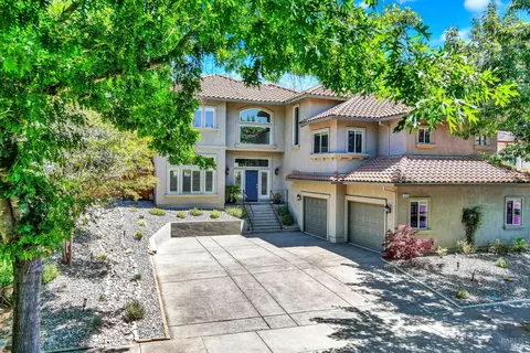 2104 Fieldcrest Ave, Fairfield, CA 94534