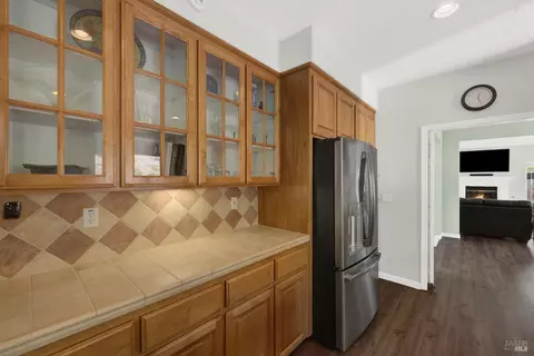 Kitchen - 2104 Fieldcrest Ave, Fairfield, CA 94534 photo 8 of 8