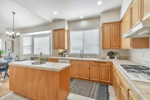 1331 Birdie Dr, Windsor, CA 95492 photo 13