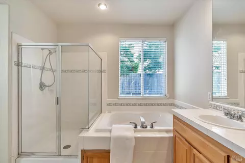 1331 Birdie Dr, Windsor, CA 95492 photo 25
