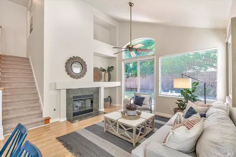 1331 Birdie Dr, Windsor, CA 95492 photo 8