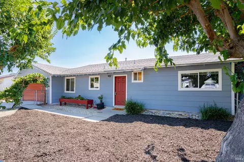 1125 School St, Suisun City, CA 94585