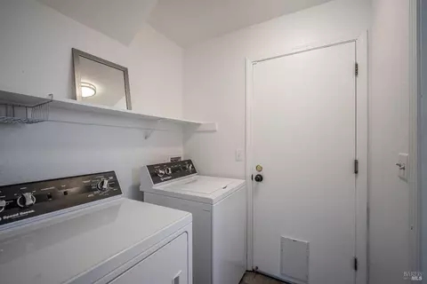 9356 Jessica Dr, Windsor, CA 95492 photo 7