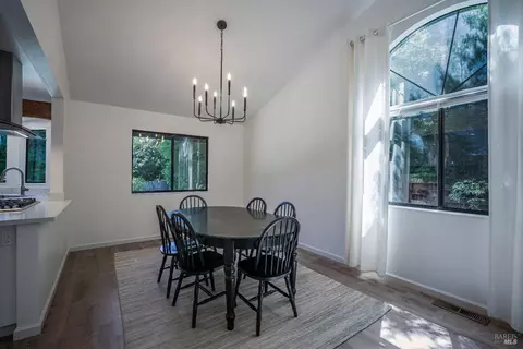 9356 Jessica Dr, Windsor, CA 95492 photo 24