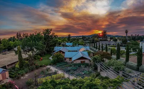 1058 2nd Ave, Napa, CA 94558