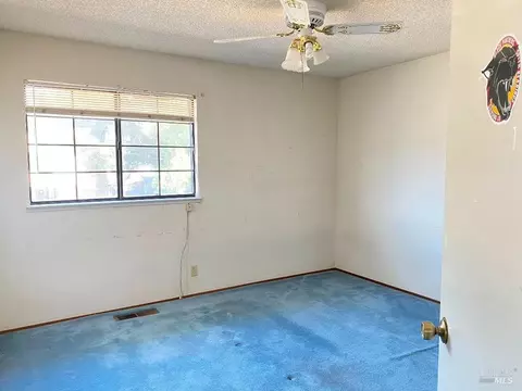 Bedroom - 642 Hawk Dr, Vacaville, CA 95687 photo 7 of 12