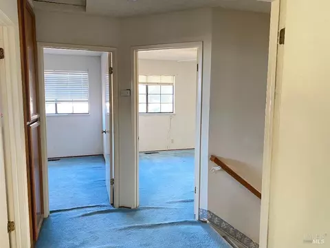 Entry Way - 642 Hawk Dr, Vacaville, CA 95687 photo 2 of 3