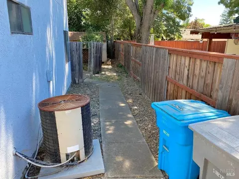 Exterior - 642 Hawk Dr, Vacaville, CA 95687 photo 28 of 28