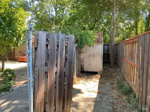 Exterior - 642 Hawk Dr, Vacaville, CA 95687 photo 25 of 28