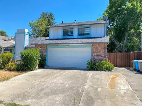 Exterior - 642 Hawk Dr, Vacaville, CA 95687 photo 3 of 28