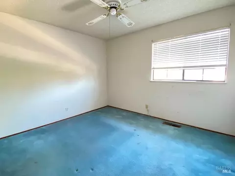 Bedroom - 642 Hawk Dr, Vacaville, CA 95687 photo 10 of 12
