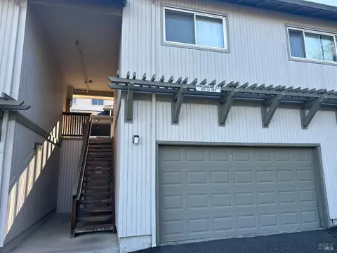 129 Whalebone Ct, Vallejo, CA 94591