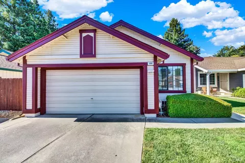 590 Eldridge Ave, Vacaville, CA 95688