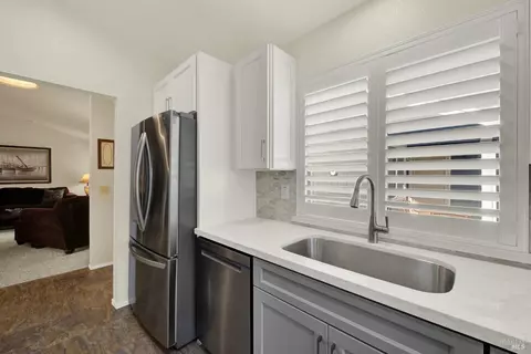 590 Eldridge Ave, Vacaville, CA 95688 photo 16