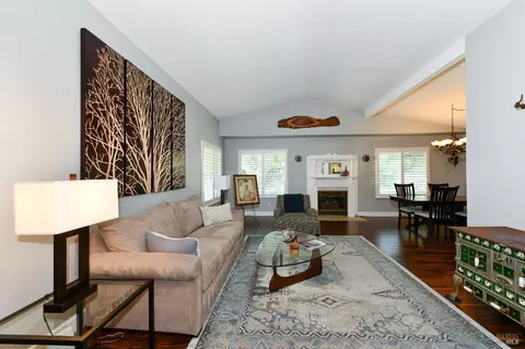 3793 Clara Ct, Napa, CA 94558 photo 3