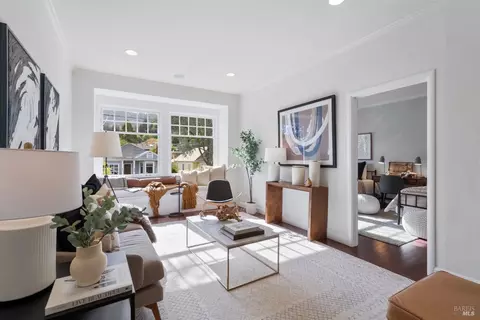 136 Ward St, Larkspur, CA 94939