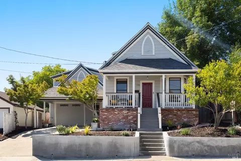 116 Stanley St, Petaluma, CA 94952
