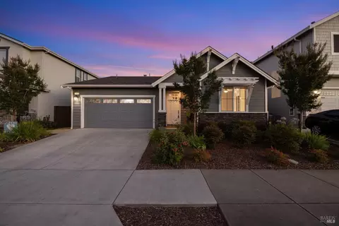 1710 Kerry Ln, Santa Rosa, CA 95403