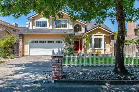 2486 Creek Meadow Dr, Santa Rosa, CA 95404