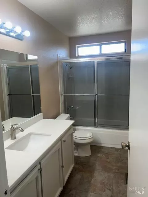 2630 Burrell Dr, Fairfield, CA 94533 photo 5