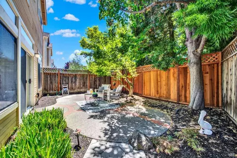 Exterior - 413 Trailhead Way, Martinez, CA 94553 photo 11 of 20