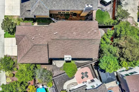 View/Area - 413 Trailhead Way, Martinez, CA 94553 photo 4 of 4