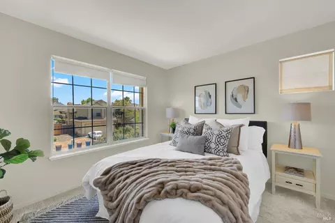 Bedroom - 413 Trailhead Way, Martinez, CA 94553 photo 5 of 7