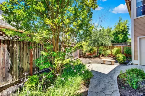 Exterior - 413 Trailhead Way, Martinez, CA 94553 photo 16 of 20