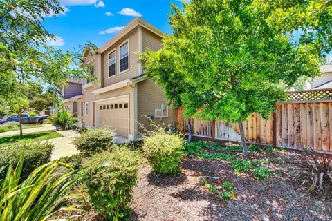 Exterior - 413 Trailhead Way, Martinez, CA 94553 photo 6 of 20