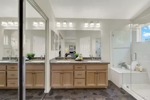 Bath - 413 Trailhead Way, Martinez, CA 94553 photo 3 of 9
