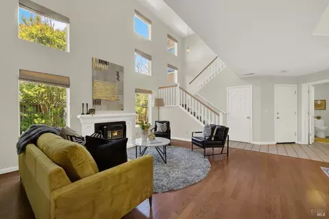 Living - 413 Trailhead Way, Martinez, CA 94553 photo 2 of 7