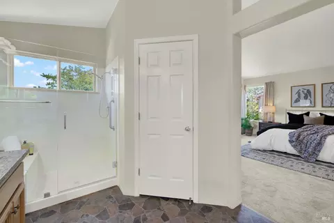 Bath - 413 Trailhead Way, Martinez, CA 94553 photo 7 of 9