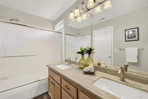 Bath - 413 Trailhead Way, Martinez, CA 94553 photo 9 of 9