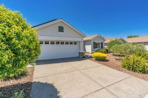 211 Albertz St, Cloverdale, CA 95425 photo 3